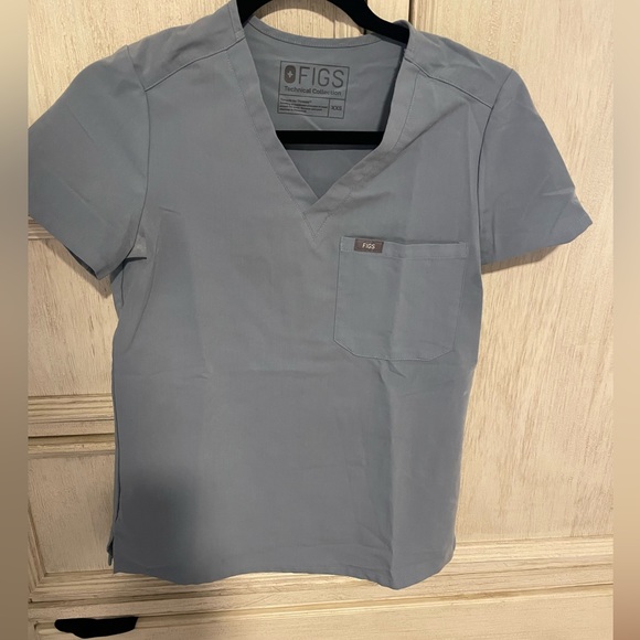 Figs Tops - Women’s Fig’s XXS dusty blue scrub top
